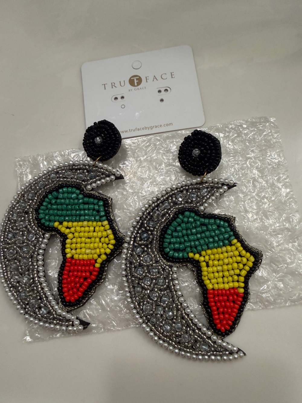 TRU FACE Beaded Africa Map Crescent Earrings in Green Yellow Red